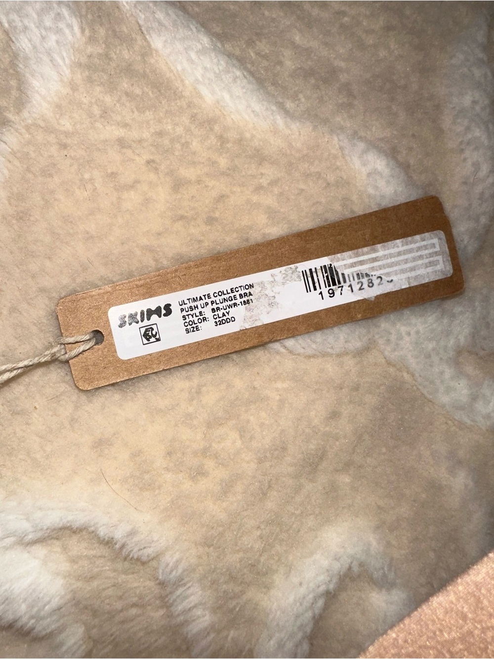 SKIMS Ultimate Collection Push Up Plunge Bra Clay - NWT 32DDD - Picture 4 of 6